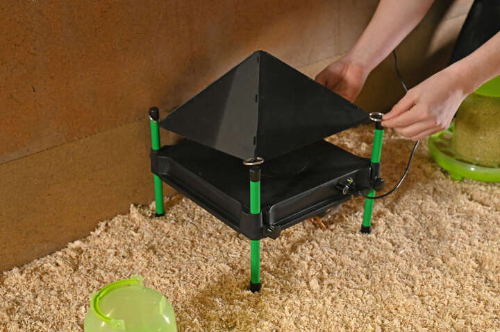 KERBL Schutzabdeckung für Wärmeplatte CosyHeat